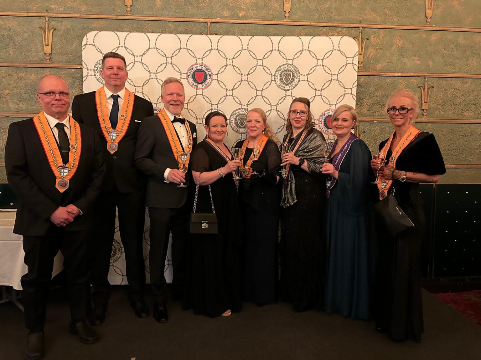 Juvenesin ammattilaisille myönnetty Chaîne des Rôtisseurs -käädyt