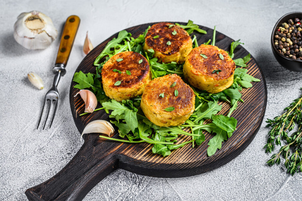 Lanttu tuo juurespihveihin mehevyyttä ja herkullista makua.