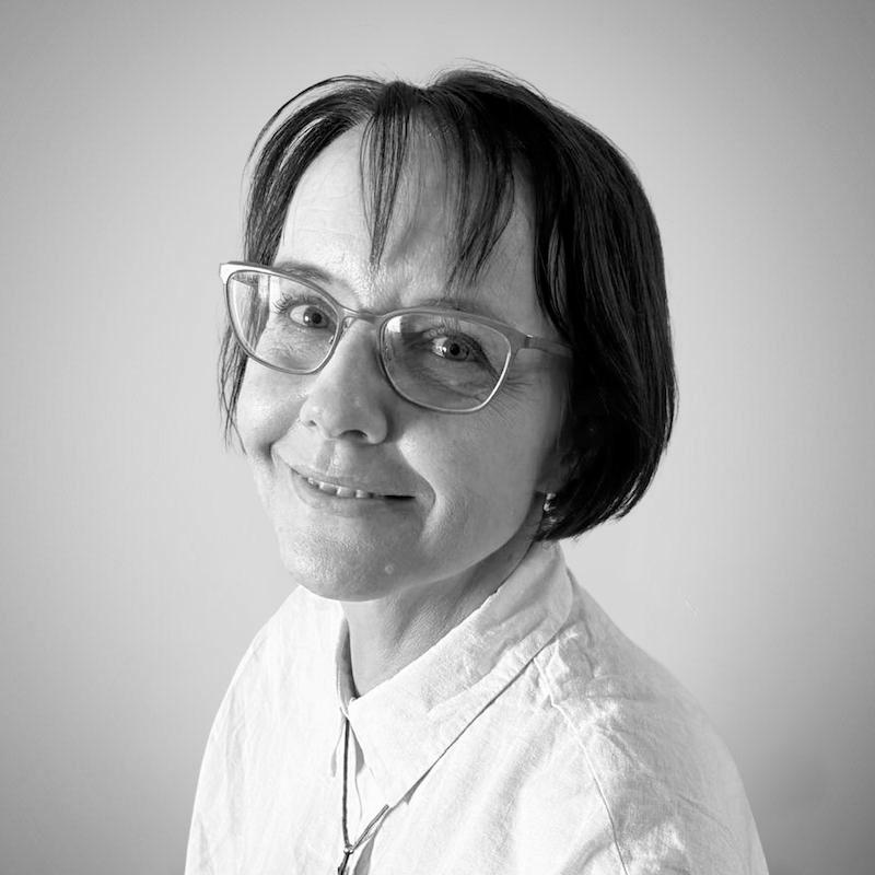 Satu Sinisalo, Talouspäällikkö