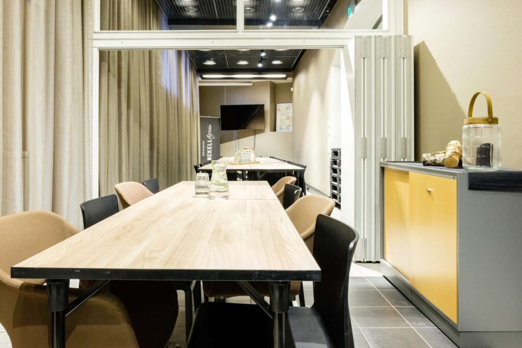 Frenckell&Pihan Kokoustilat / Kabinetit